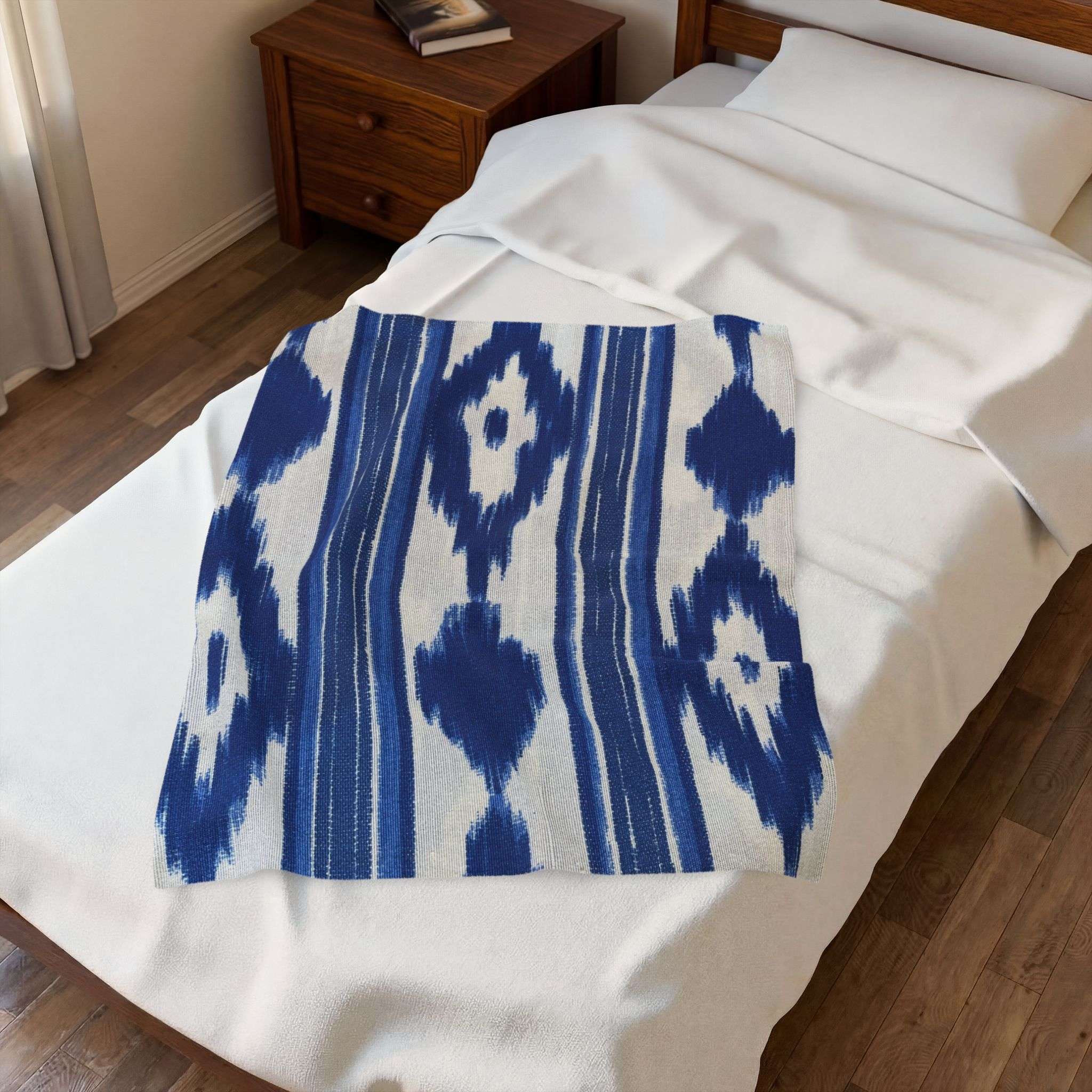 Blue Ikat Pattern Velveteen Plush Blanket - Mallorca Ikat Design Blue Blue Ikat Pattern Velveteen Plush Blanket - Mallorca Ikat Design Blue – Bild 11